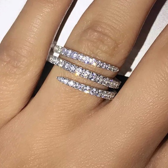 Sterling silver multi row ring - Picture 1 of 3